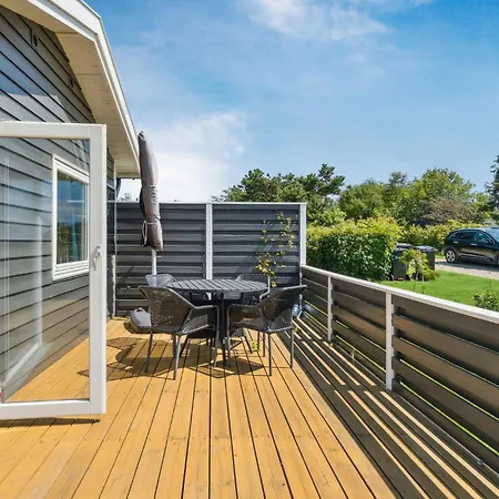 3 Bedroom In *